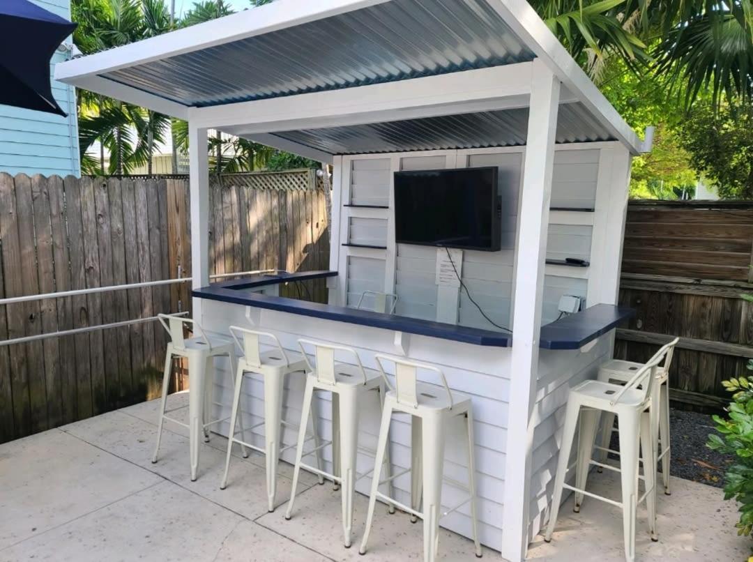 Duval Street Suite W Parking And Pool Key West Exterior foto